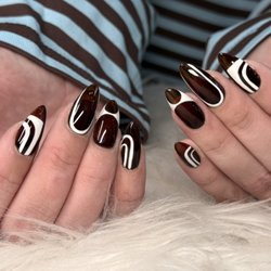 Papillon Lounge & Nails