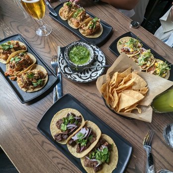 La Josie - Fish tacos, carne asada tacos, and grilled chicken tacos - Mexican Near Me - Chicago, Illinois