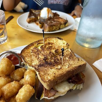 26 Beach Restaurant - New American Near Me - Venice, California