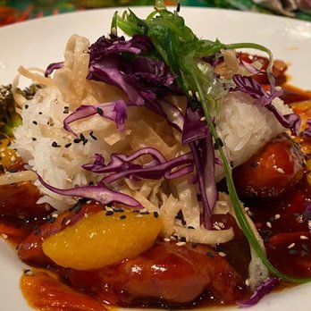 Rainforest Cafe - Orange Chicken - American Near Me - Atlantic City, New Jersey