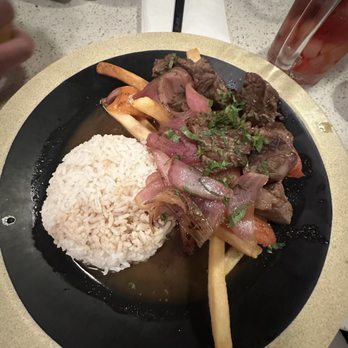 Micas - Lomo Saltado dinner size - Peruvian Near Me - Rancho Cucamonga, California