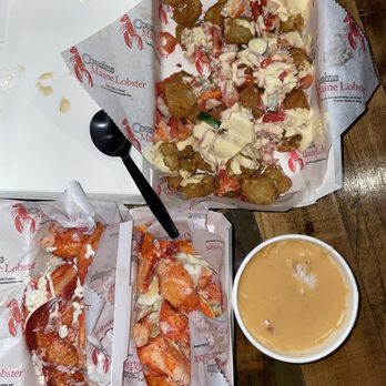 Cousins Maine Lobster - Detroit - Seafood Near Me Cousins Maine Lobster - Detroit - Seafood Near Me