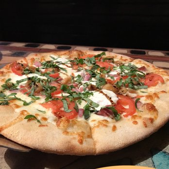 The Crafty Crust - Margherita pizza with ham - Bars Near Me - Tequesta, Florida The Crafty Crust - Margherita pizza with ham - Bars Near Me - Tequesta, Florida