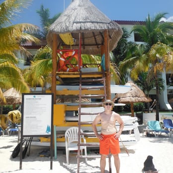 Playa Delfines - Lifeguard on duty :-) - Beaches Near Me - Cancún, ROO Playa Delfines - Lifeguard on duty :-) - Beaches Near Me - Cancún, ROO