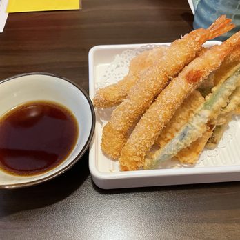 Gonoe Sushi - Sushi Bars Near Me - Toronto, Ontario Gonoe Sushi - Sushi Bars Near Me - Toronto, Ontario