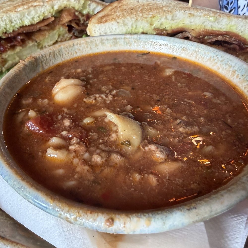 Old Mill Pottery House Cafe - Bacon tomato sandwich - American Near Me - Pigeon Forge, Tennessee Old Mill Pottery House Cafe - Bacon tomato sandwich - American Near Me - Pigeon Forge, Tennessee