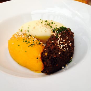 Ubiquitous Chip - The righteously famous haggis, neaps and 'tatties - Bars Near Me - Glasgow, GLG