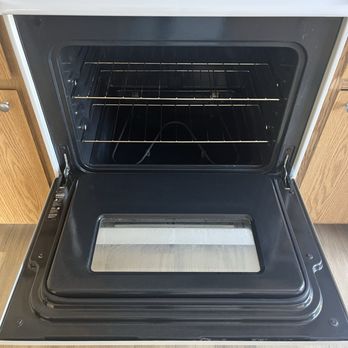 Premier Coastal Cleaning - Clean oven - Home Cleaning Near Me Premier Coastal Cleaning - Clean oven - Home Cleaning Near Me