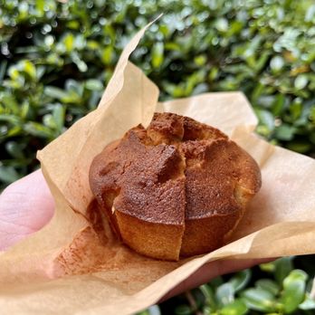 Raintree Bakery Coffeehouse - Banana nut muffin - Bakeries Near Me - Honolulu, Hawaii Raintree Bakery Coffeehouse - Banana nut muffin - Bakeries Near Me - Honolulu, Hawaii