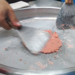 Helados Fritos - El momento de la fritura