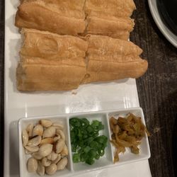 Elite Week: Journey to the Dumpling - Chinese donuts/croutons. Super crunchy and delicious. The have a light flavor that pairs well with the porridge.