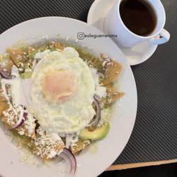 El Callejón - Chilaquiles Verdes