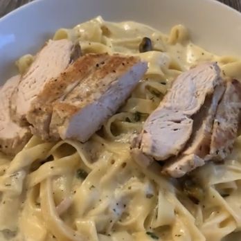 Sarah's on Central - LEMON CHICKEN PASTA - Breakfast & Brunch Near Me - Eureka, Missouri Sarah's on Central - LEMON CHICKEN PASTA - Breakfast & Brunch Near Me - Eureka, Missouri