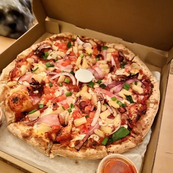 RoadHouse Pizza - Hawaiian pizza - Pizza Near Me - Crestline, California RoadHouse Pizza - Hawaiian pizza - Pizza Near Me - Crestline, California