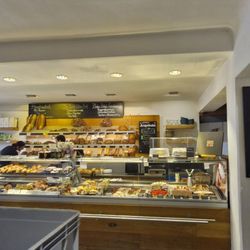 Deliano Backstube, Konditorei & Café - Große Auswahl an Kuche, Gebäck und Brotwaren