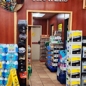 Love's Travel Stop - Showers - Gas Stations Near Me - Lamar, Colorado Love's Travel Stop - Showers - Gas Stations Near Me - Lamar, Colorado