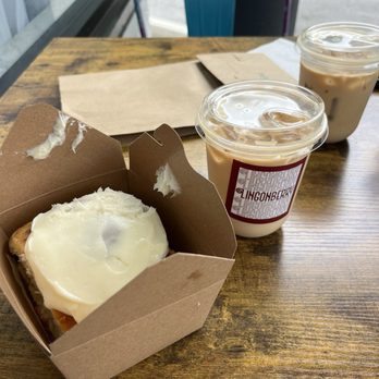Lingonberry Roastery & Bakery - Cinnamon roll - Breakfast & Brunch Near Me - Palm Beach Gardens, Florida Lingonberry Roastery & Bakery - Cinnamon roll - Breakfast & Brunch Near Me - Palm Beach Gardens, Florida