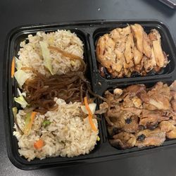 JOA Teriyaki - Chicken and pork with fried rice