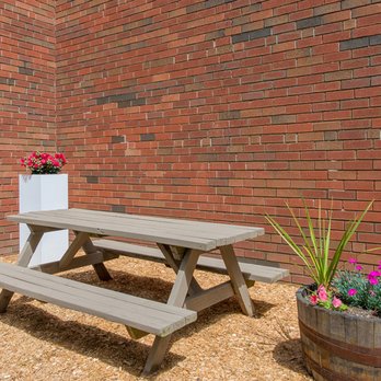 Beacon Square - Apartments Near Me - Chicopee, Massachusetts
