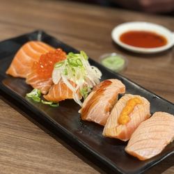 Waka Sakura - Salmon party