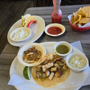 Los Tres Amigos - Fish Street Tacos - Mexican Near Me - Nashville, Tennessee
