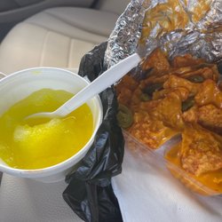 Suga Mama Snowballs - Snowball and nachos