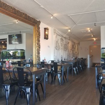 Pho Ha - Clear view of the interior.  Nice!  I love the ginormous mirror. - Vietnamese Near Me - Shoreline, Washington