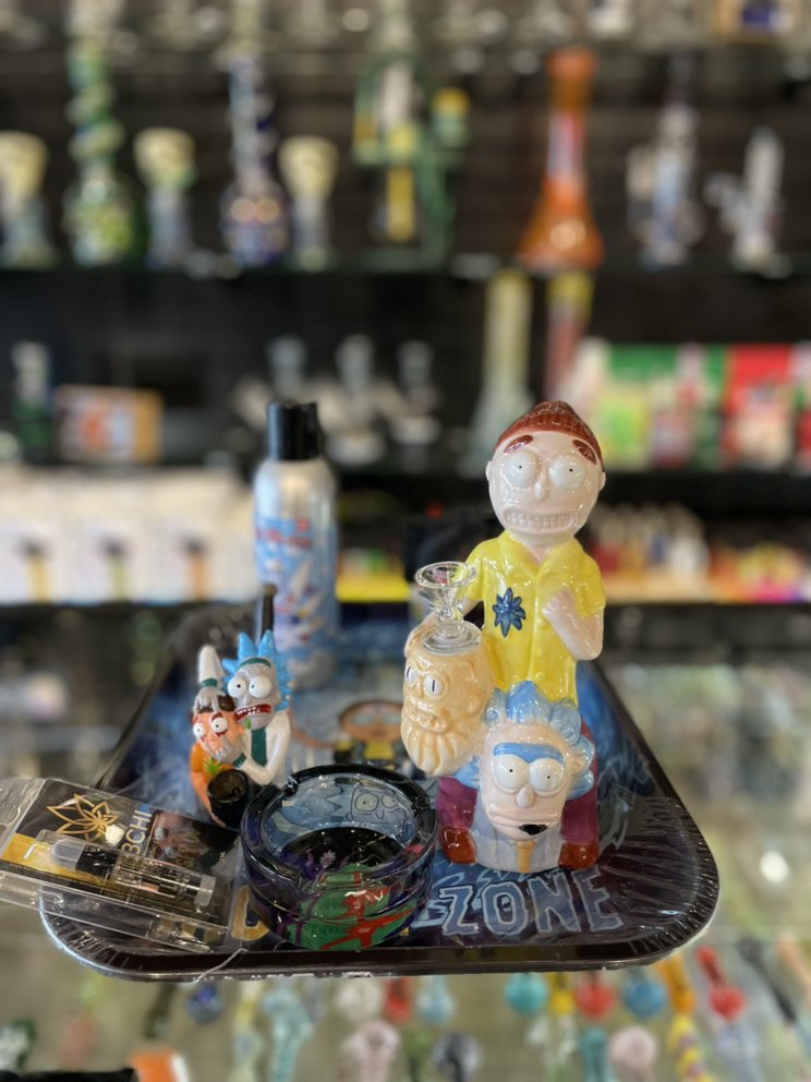 ELGIN SMOKE AND TOBACCO SHOP Updated September 2024 56 Photos