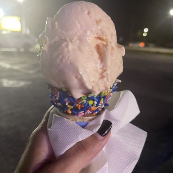 Meyer'S Ice Cream - Peach - Ice Cream & Frozen Yogurt Near Me - Surfside Beach, South Carolina Meyer'S Ice Cream - Peach - Ice Cream & Frozen Yogurt Near Me - Surfside Beach, South Carolina