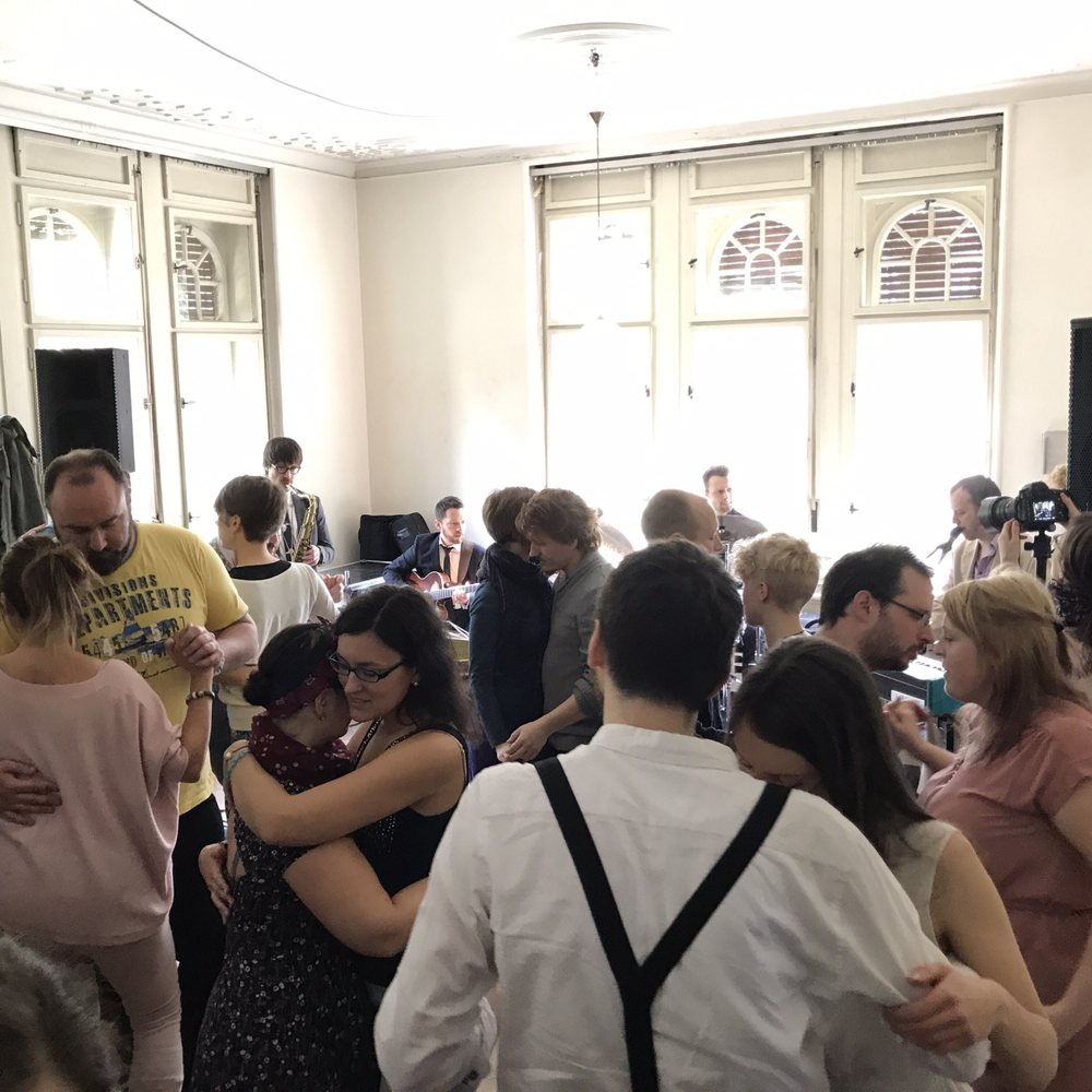 Běhal Fejér Institute - Dance party with live music - Cultural Center Near Me - Praha 6, Puerto Rico