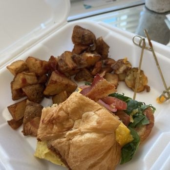 DELEITE - Egg Croissant Sandwich - Breakfast & Brunch Near Me - Northglenn, Colorado