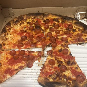 MAMA'S TOO! - Pepperoni pie. - Pizza Near Me - New York, New York