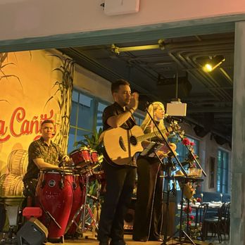 La Cañita Beach - Lively music - Cuban Near Me - Miami Beach, Florida La Cañita Beach - Lively music - Cuban Near Me - Miami Beach, Florida