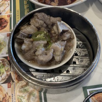 Tim Ho Wan - S3 Steam Pork Spare Rib with Black Bean Sauce ($5.80) - highly recommended - Dim Sum Near Me - Irvine, California Tim Ho Wan - S3 Steam Pork Spare Rib with Black Bean Sauce ($5.80) - highly recommended - Dim Sum Near Me - Irvine, California