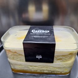 Glaze Tea - Duluth - Passion Fruit Cream Cake take out