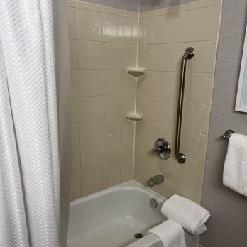 Courtyard by Marriott Kingston - Room 206 - Hotels Near Me - Kingston, New York Courtyard by Marriott Kingston - Room 206 - Hotels Near Me - Kingston, New York