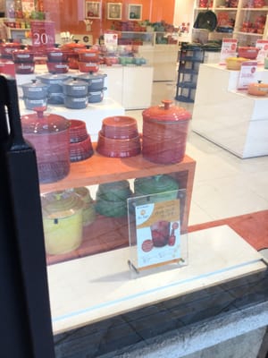 Le Creuset アウトレット Grocery 弥生が丘8 1 鳥栖市 佐賀県 Japan Phone Number