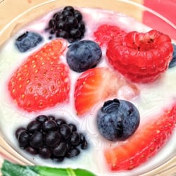 Fruit Bar Chiquita - Frutti rossi e Yogurt - € 3,20