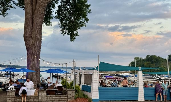 Acqua Restaurant-White Bear Lake by null