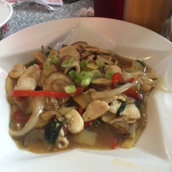 Pho Lena Spenard - Mediocre eggplant dish - Vietnamese Near Me - Anchorage, Alaska Pho Lena Spenard - Mediocre eggplant dish - Vietnamese Near Me - Anchorage, Alaska