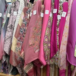 Banksville Designer Fabrics - SIlk prints and solids
