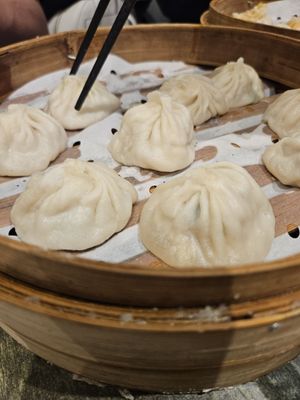 Sammi & Soupe Dumpling by null