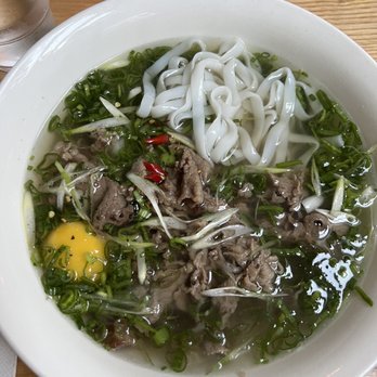 Di An Di - pho Wok-Seared Beef Pho / Pho Thin - Vietnamese Near Me - Brooklyn, New York Di An Di - pho Wok-Seared Beef Pho / Pho Thin - Vietnamese Near Me - Brooklyn, New York