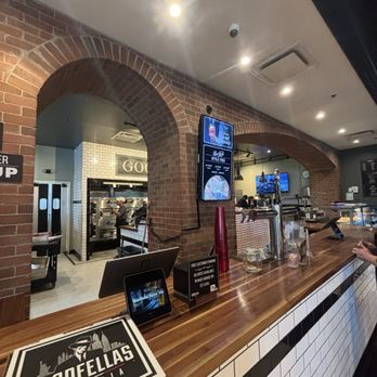 Goodfellas Pizzeria - Interior - Pizza Near Me - Louisville, Kentucky Goodfellas Pizzeria - Interior - Pizza Near Me - Louisville, Kentucky