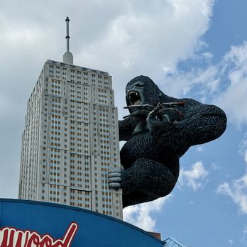 Hollywood Wax Museum - King Kong - Museums Near Me - Myrtle Beach, South Carolina Hollywood Wax Museum - King Kong - Museums Near Me - Myrtle Beach, South Carolina