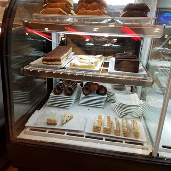 Alimento - Assortment of Italian pastries - Italian Near Me - San Francisco, California Alimento - Assortment of Italian pastries - Italian Near Me - San Francisco, California