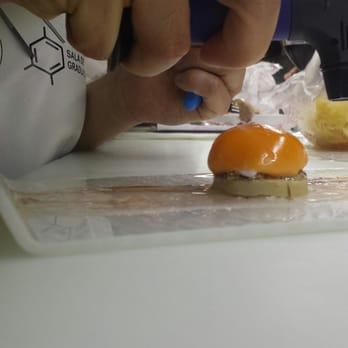 Sala de Despiece - Rolex con panceta, trufa, y foie - Gastropubs Near Me - Madrid, M