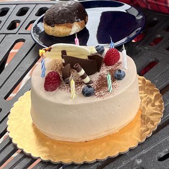 Nagomi Cake House - Birthday Cheesecake and Eclair - Patisserie/Cake Shop Near Me - Gardena, California Nagomi Cake House - Birthday Cheesecake and Eclair - Patisserie/Cake Shop Near Me - Gardena, California