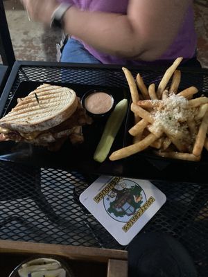 Crazy Craig's Treehouse by null