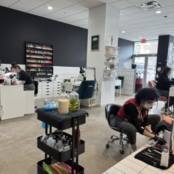 Illustrated Nails - Salon - Nail Salons Near Me - Pittsburgh , Pennsylvania